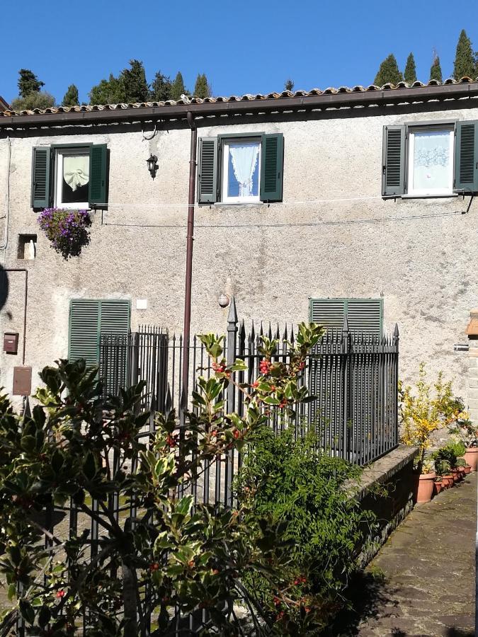 Alloggio Turistico Civico 4 Bolsena Bagian luar foto