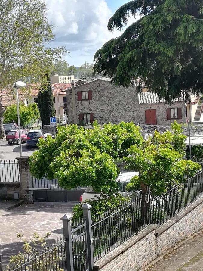 Alloggio Turistico Civico 4 Bolsena Bagian luar foto