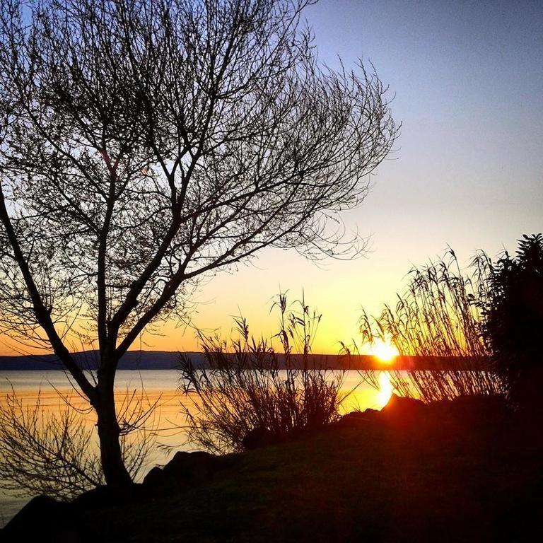 Alloggio Turistico Civico 4 Bolsena Bagian luar foto