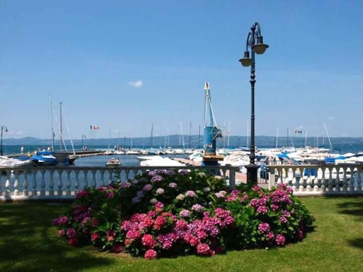 Alloggio Turistico Civico 4 Bolsena Bagian luar foto