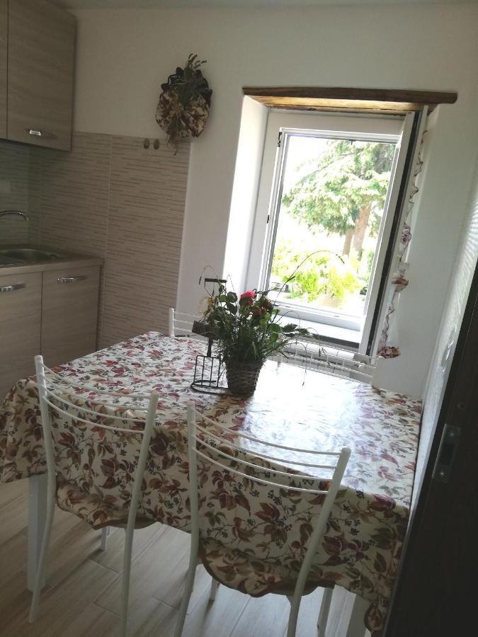 Alloggio Turistico Civico 4 Bolsena Bagian luar foto
